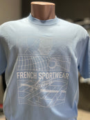 CAMISETA LACOSTE EM ALGODÃO COM ESTAMPA QUADRA DE TENNIS