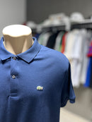 POLO LACOSTE REGULAR FIT EM ALGODÃO PIMA