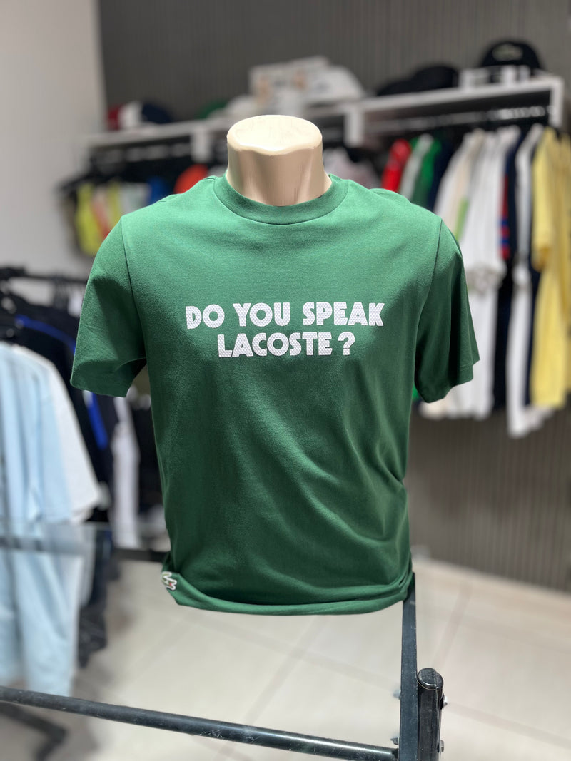 CAMISETA LACOSTE JERSEY DE ALGODÃO COM SLOGAN EFEITO PIQUE