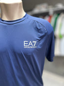CAMISETA ARMANI EA7 EM TECIDO ESPORT COM ESTAMPA