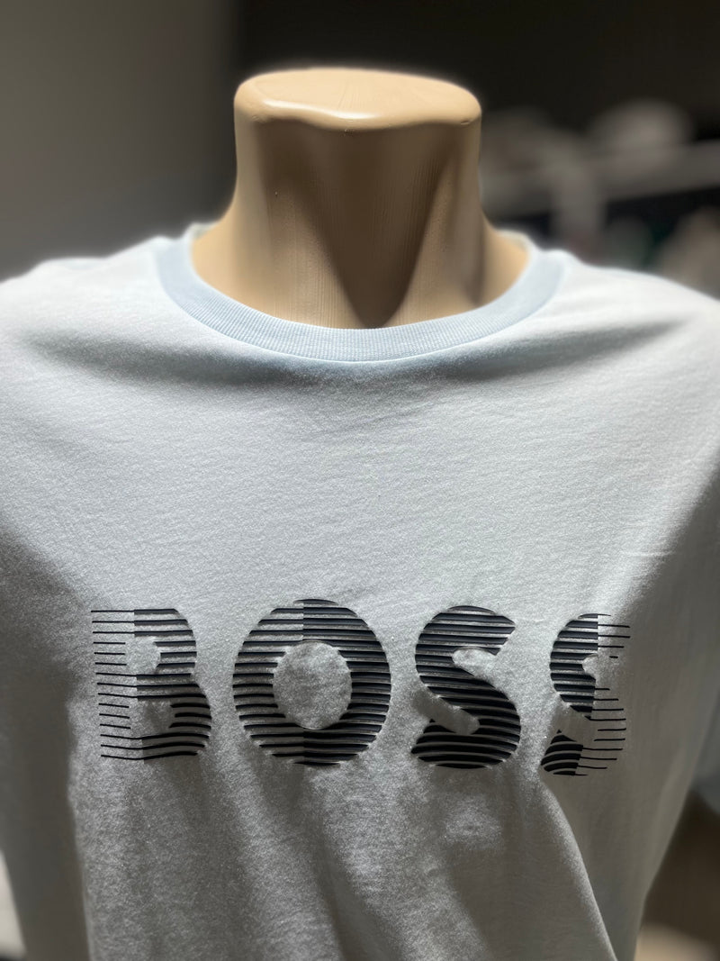 CAMISETA COM ESTAMPA BOSS EM ALTO RELEVO EMBORRACHADO