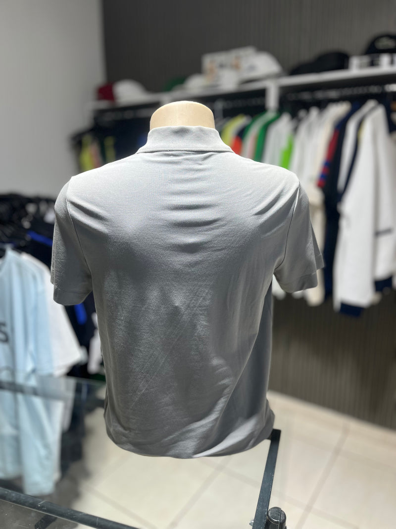 LACOSTE MOVEMENT POLO COM ASSINATURA EM 3D